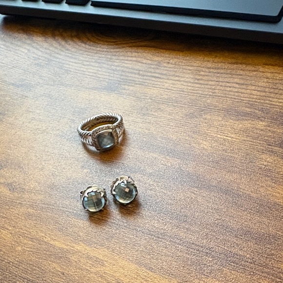 David Yurman Ring and Earring Set with Blue Stones - Picture 3 of 13